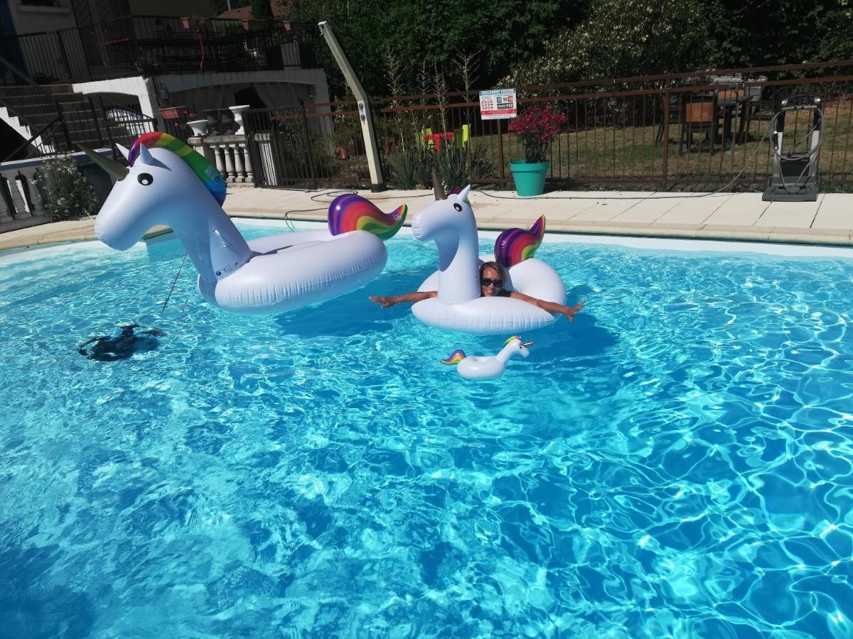Appartement Lumineux A Voreppe Avec Piscine ภายนอก รูปภาพ