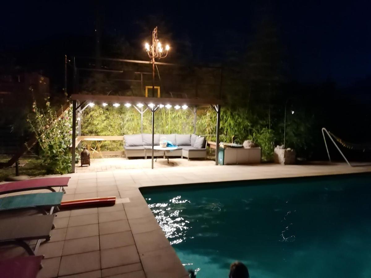 Appartement Lumineux A Voreppe Avec Piscine ภายนอก รูปภาพ