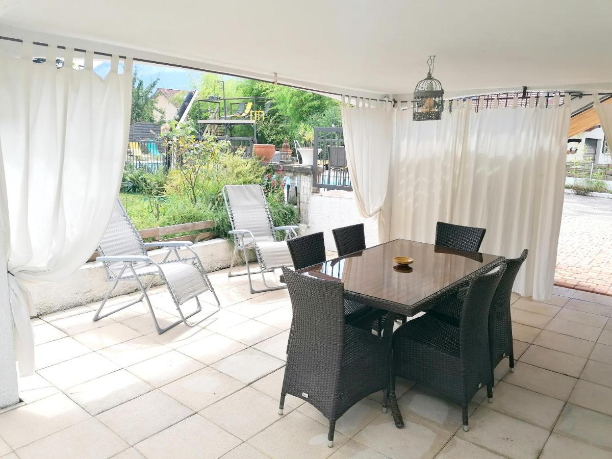 Appartement Lumineux A Voreppe Avec Piscine ภายนอก รูปภาพ